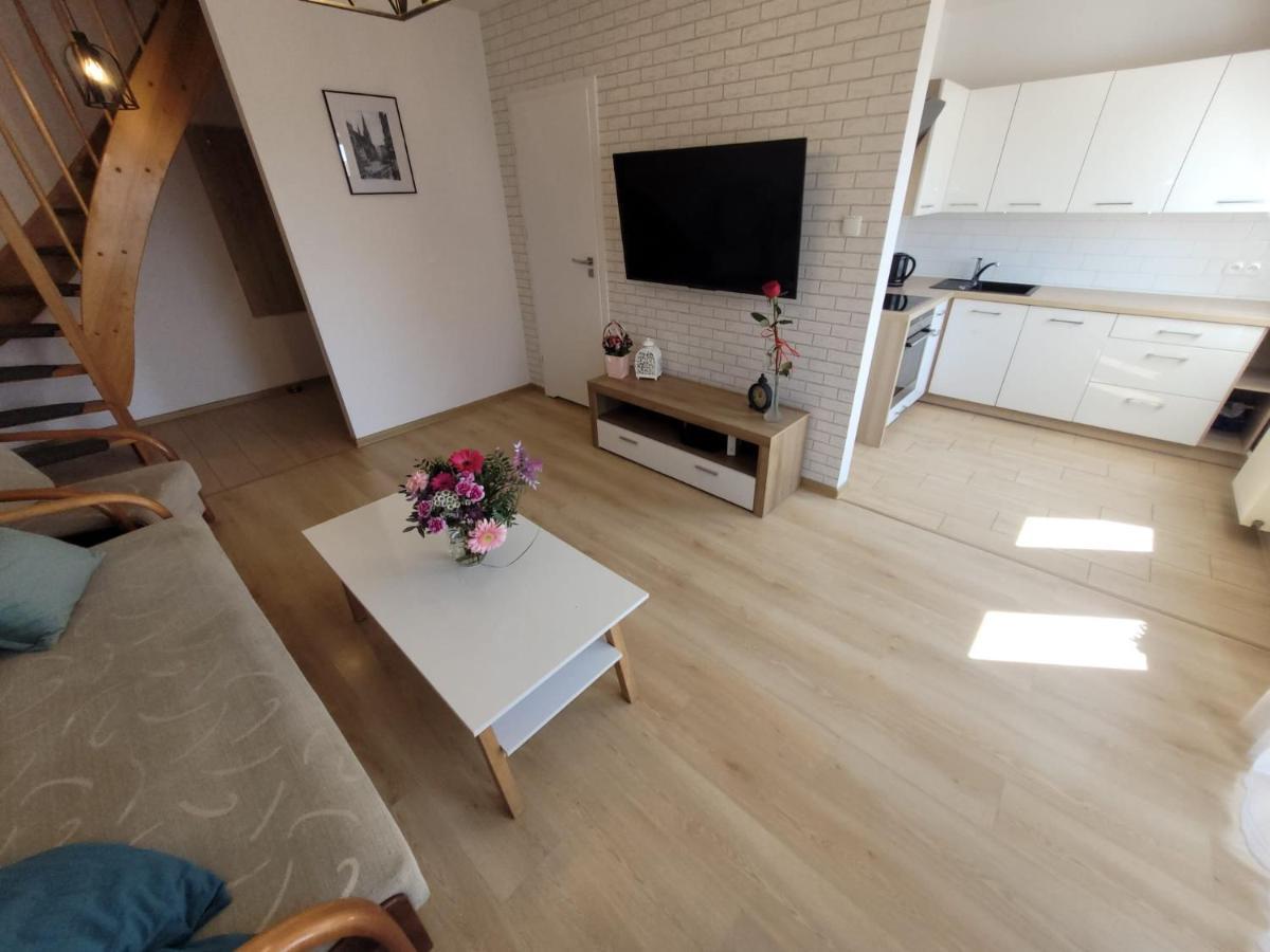 شقة شتشيتسين  في Loft Apartament المظهر الخارجي الصورة