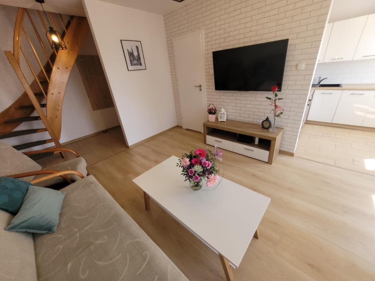 شقة شتشيتسين  في Loft Apartament المظهر الخارجي الصورة